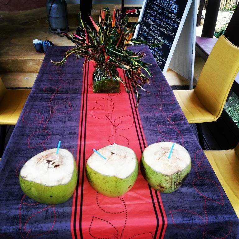 Salt Lake Lodge Savusavu Buitenkant foto